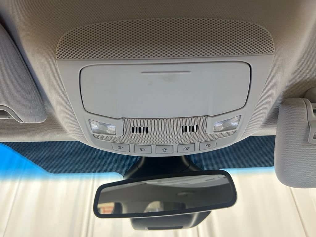 Used 2020 Ford Edge SEL w/ Convenience Package AWD/4WD image 17