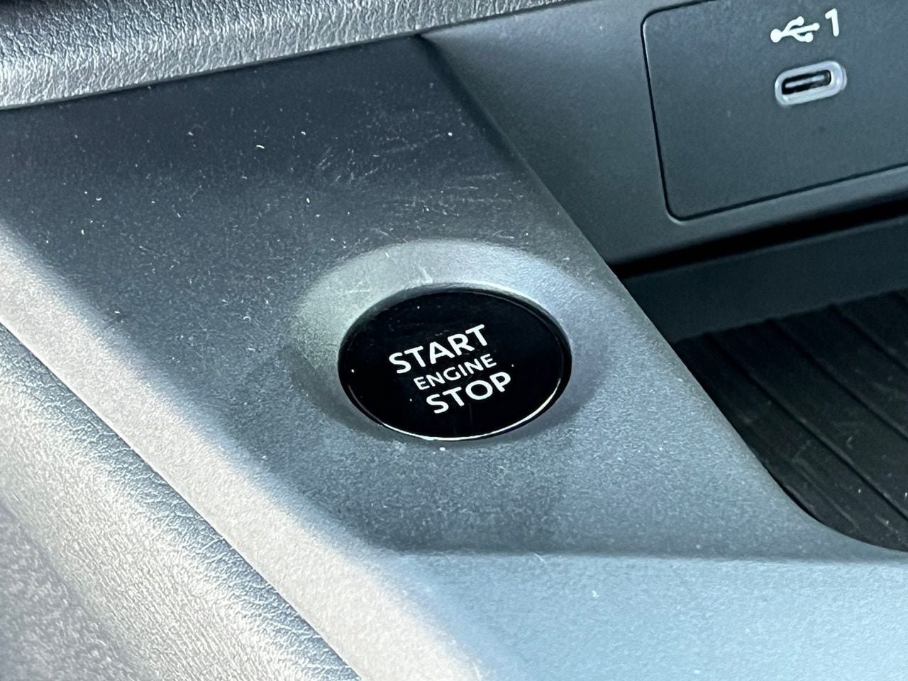 New 2027 Nissan Sentra S w/ Floor Mat Package FWD image 24