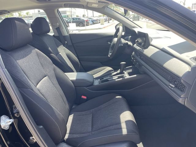 Used 2025 Honda Accord SE image 28