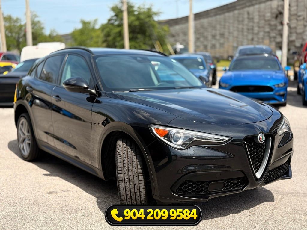 Used 2018 Alfa Romeo Stelvio Sport w/ Quick Order Package 22J Sport image 12