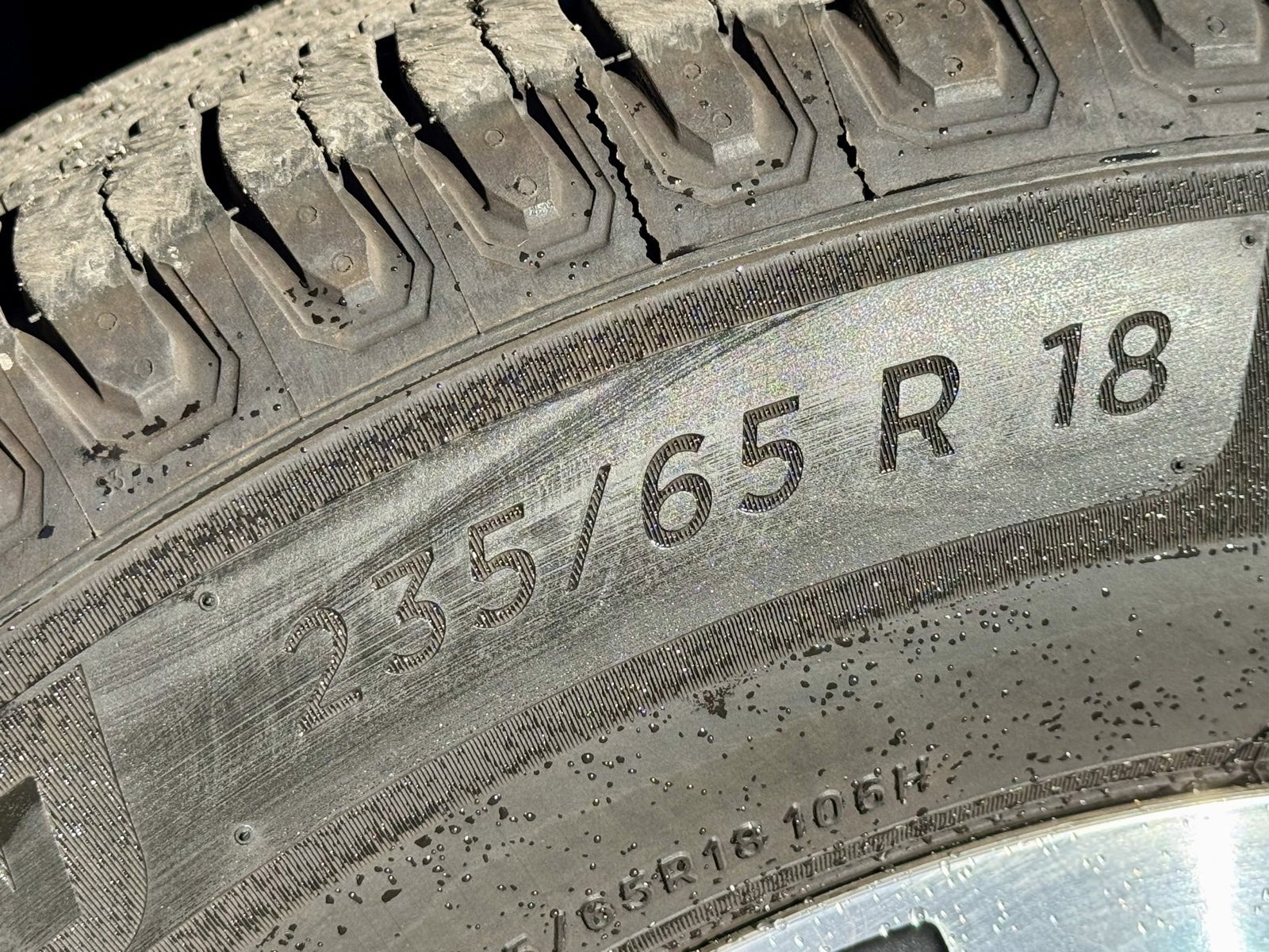 Used 2020 Toyota Highlander XLE image 10