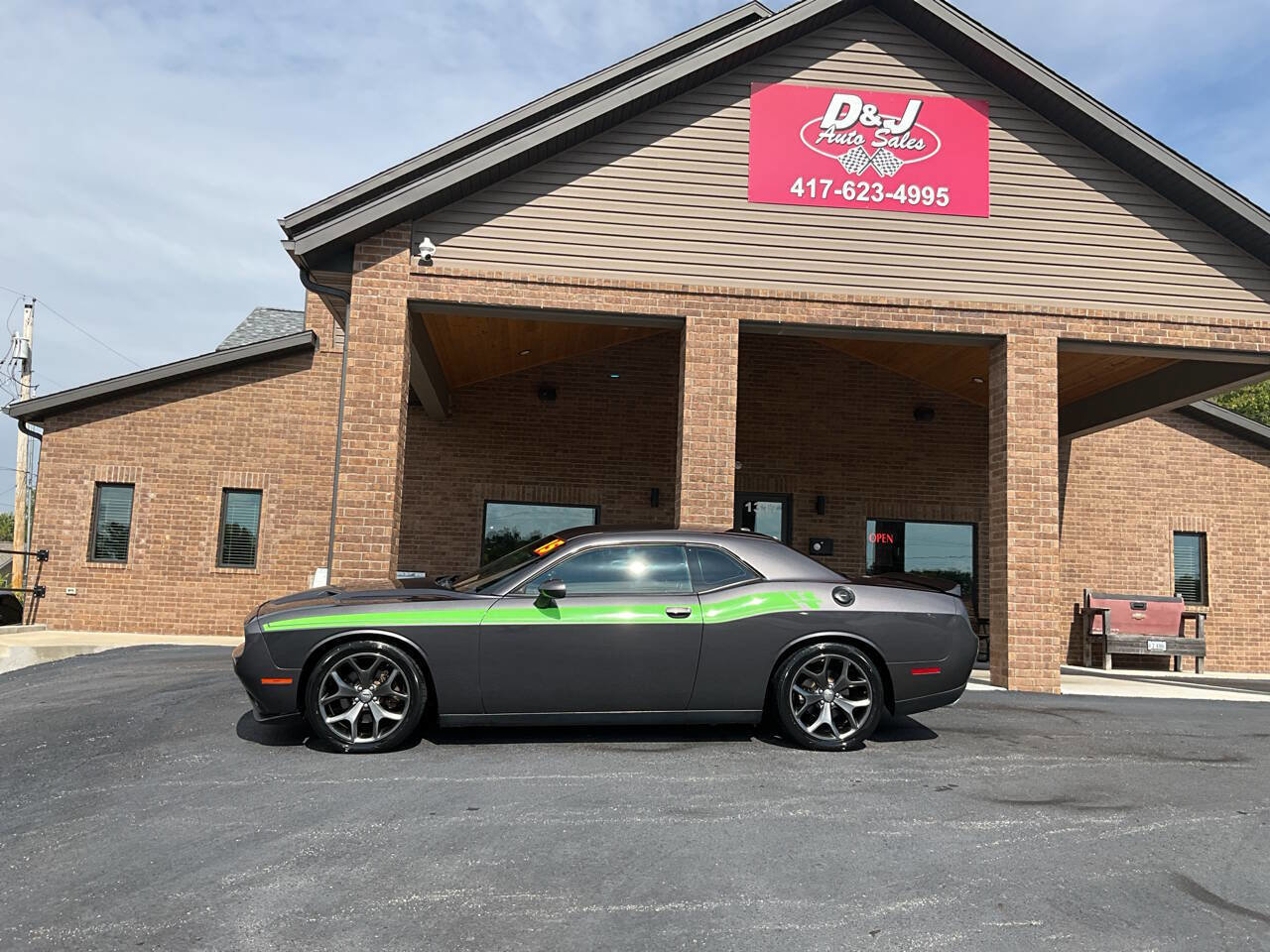 Used 2015 Dodge Challenger R/T w/ Quick Order Package 28B R/T image 35