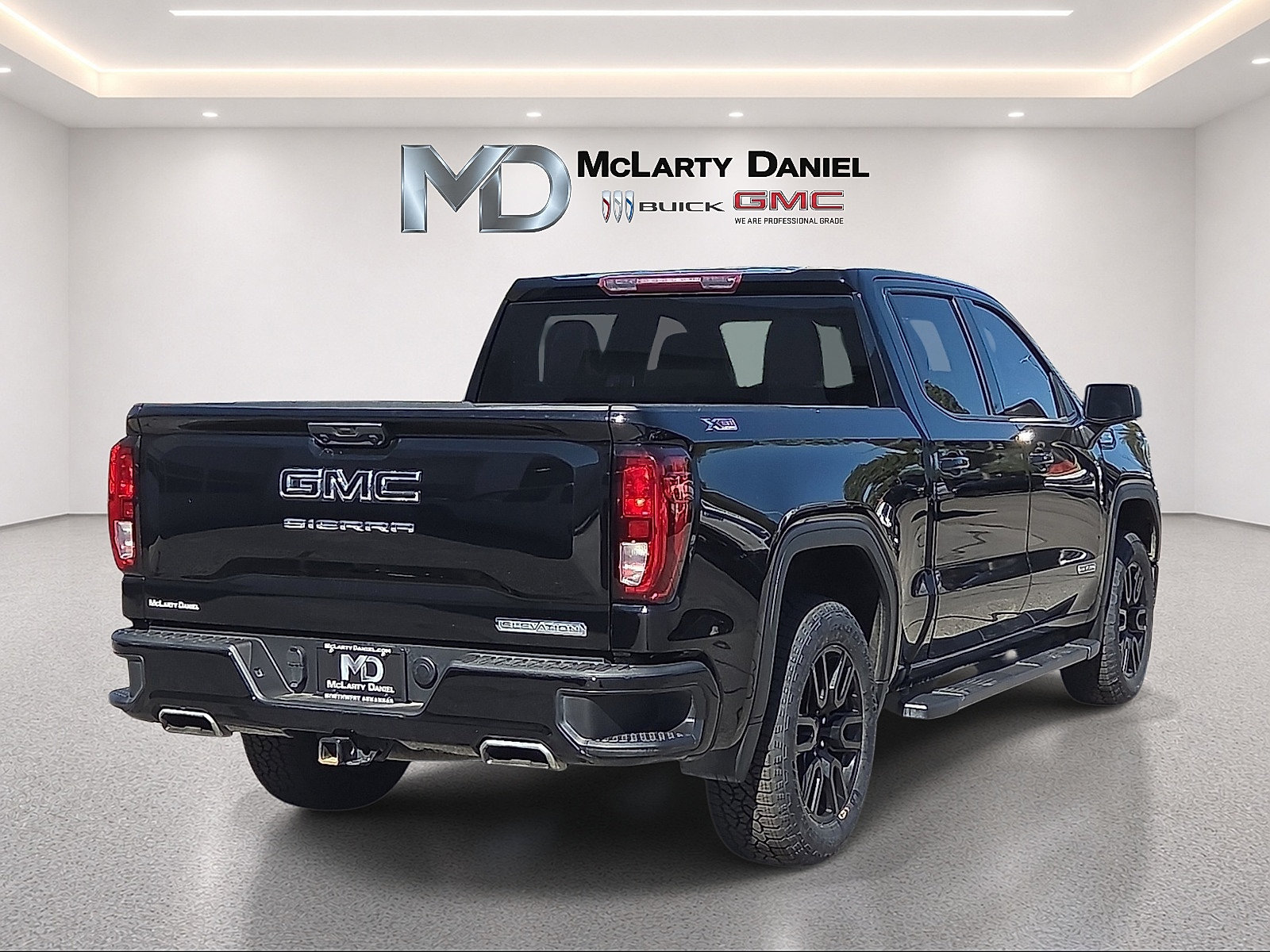 Certified 2022 GMC Sierra 1500 Elevation w/ X31 Off-Road Package AWD/4WD image 14