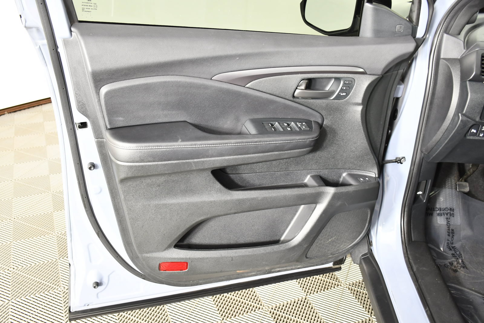 Used 2023 Honda Passport EX-L image 27