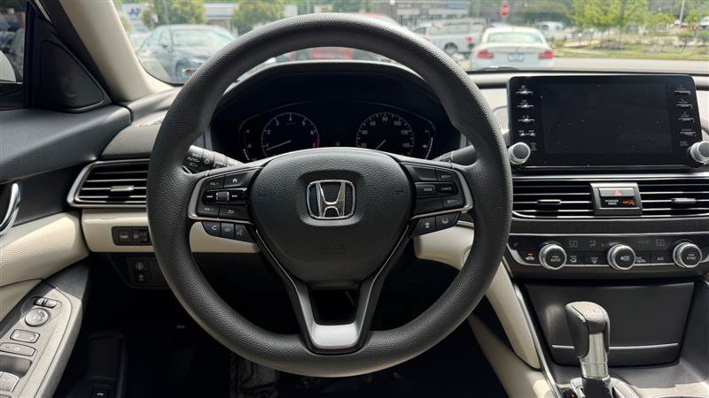 Used 2018 Honda Accord EX image 29