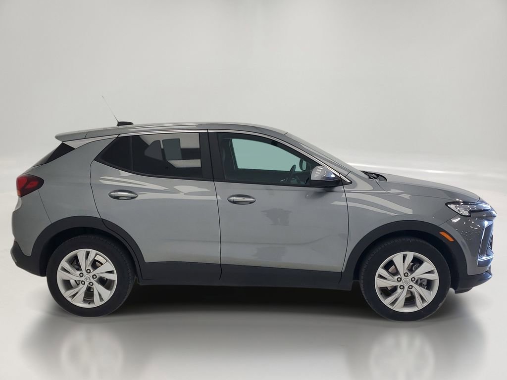 Used 2025 Buick Encore GX Preferred image 4