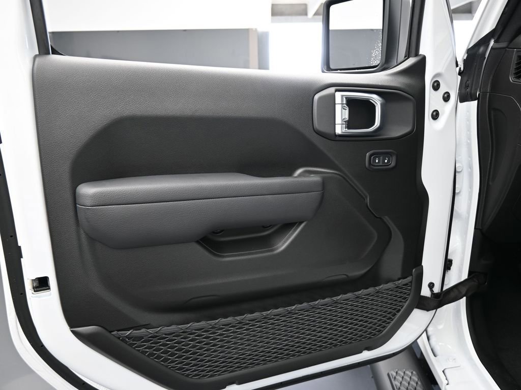 New 2026 Jeep Gladiator Sport AWD/4WD image 15