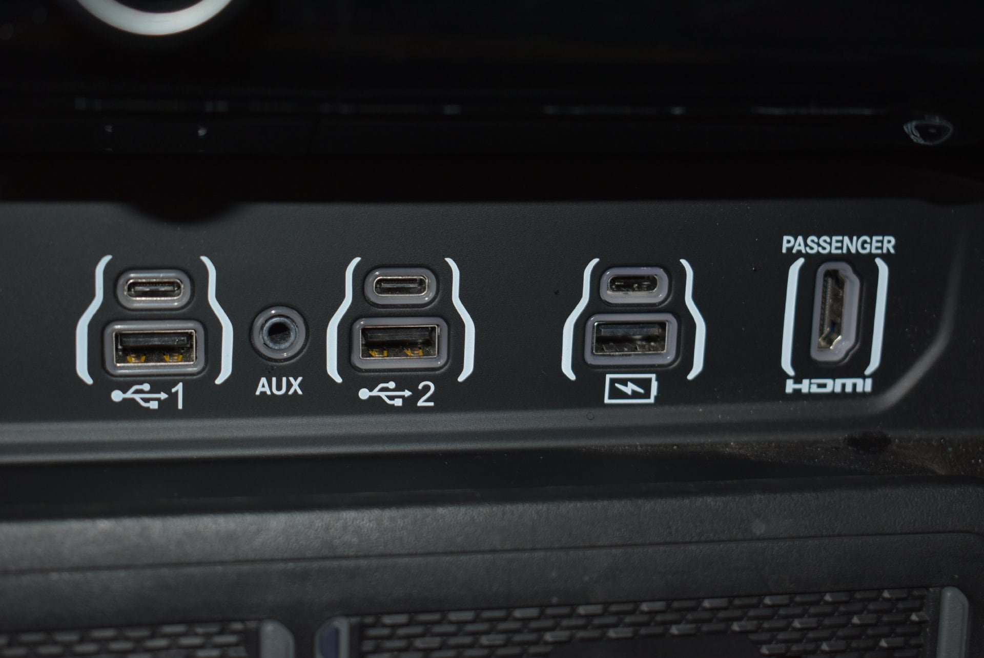 Used 2025 RAM 3500 Longhorn AWD/4WD image 30