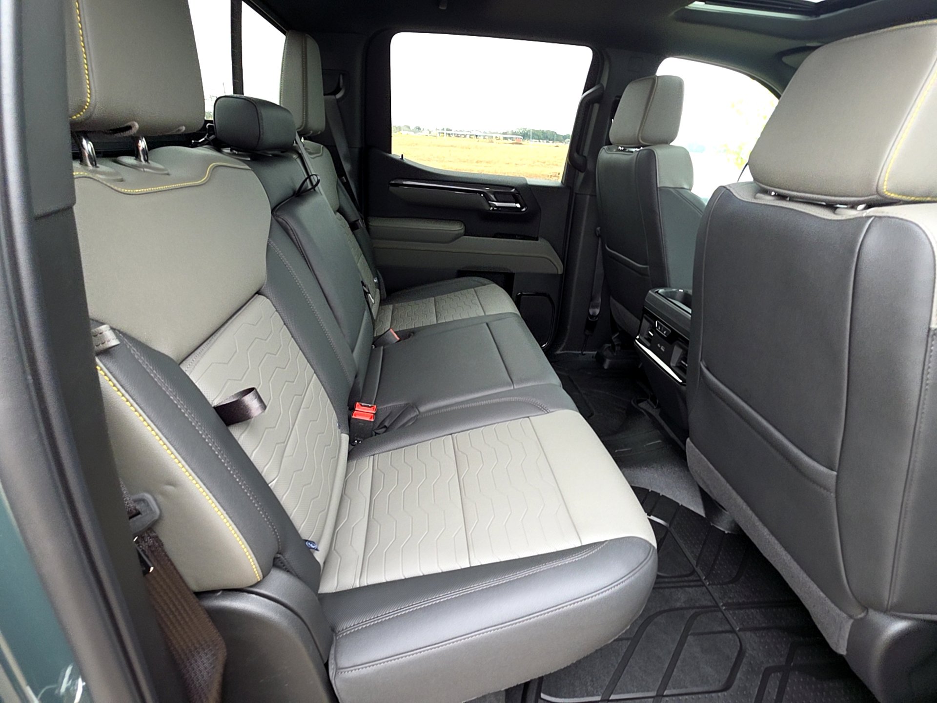 Used 2026 Chevrolet Silverado 1500 ZR2 image 22