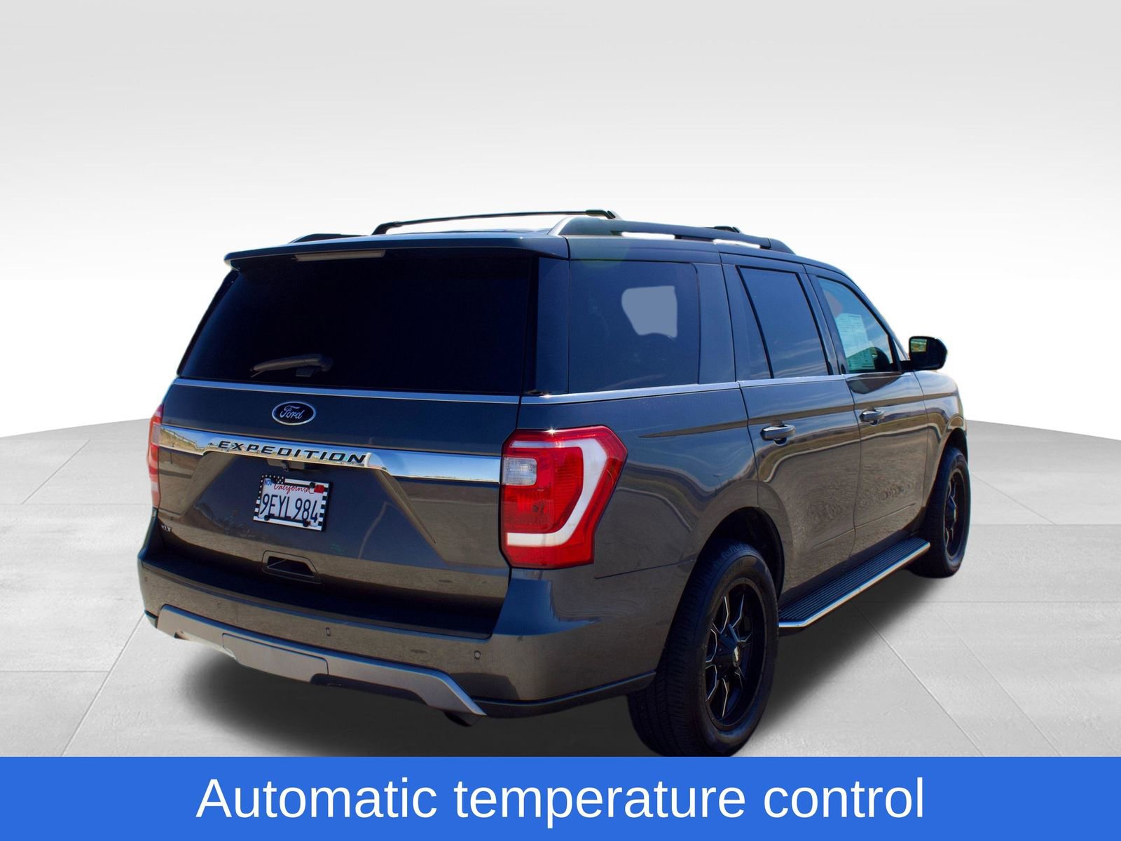 Used 2020 Ford Expedition XLT w/ Equipment Group 202A RWD image 7