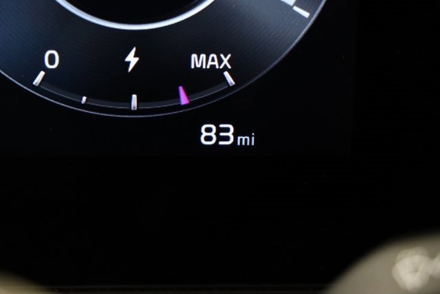 Used 2023 Kia Niro Wave image 28