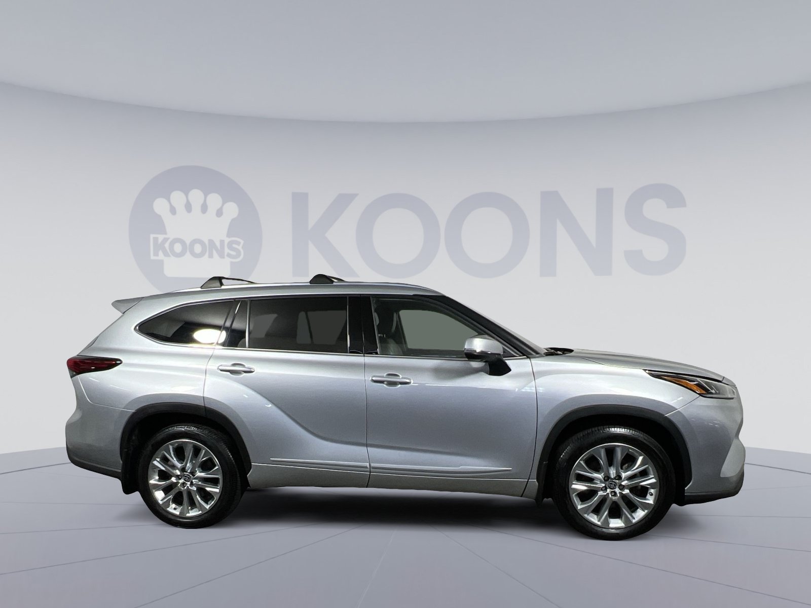 Used 2021 Toyota Highlander Limited AWD/4WD image 12