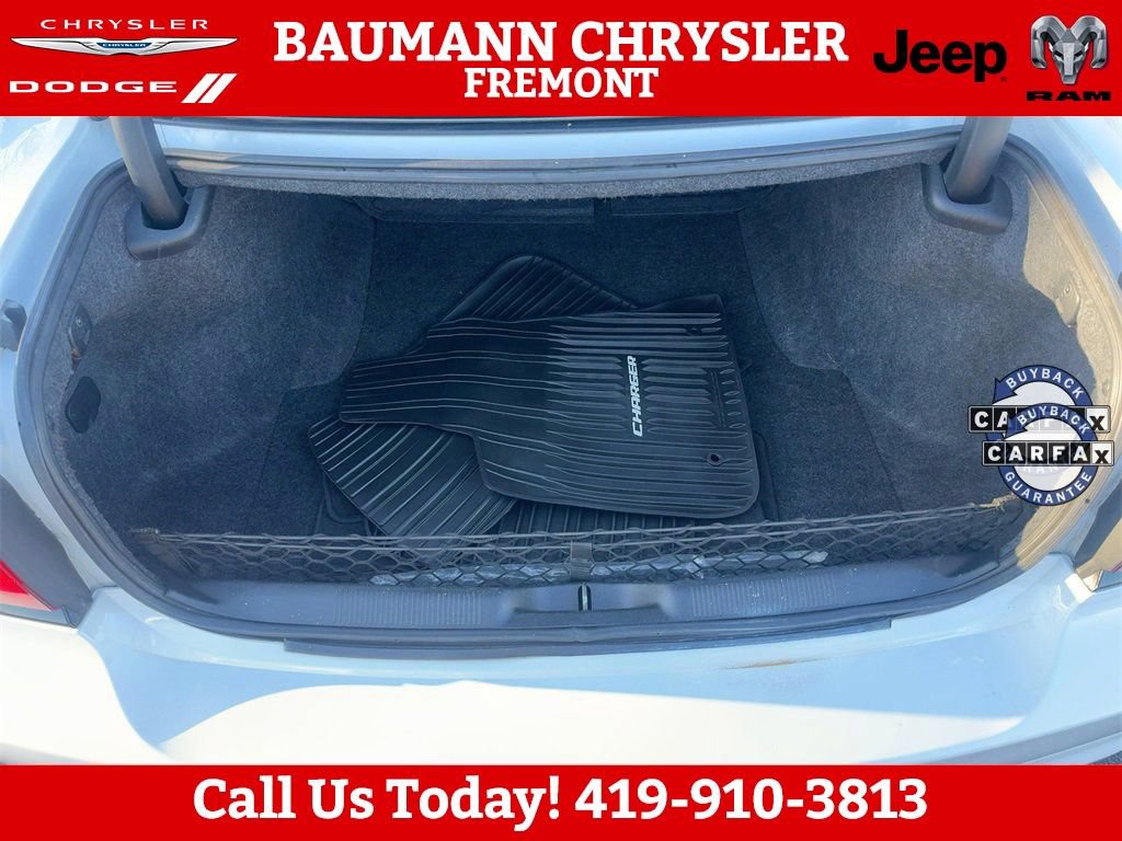 Used 2014 Dodge Charger SXT Plus RWD image 3