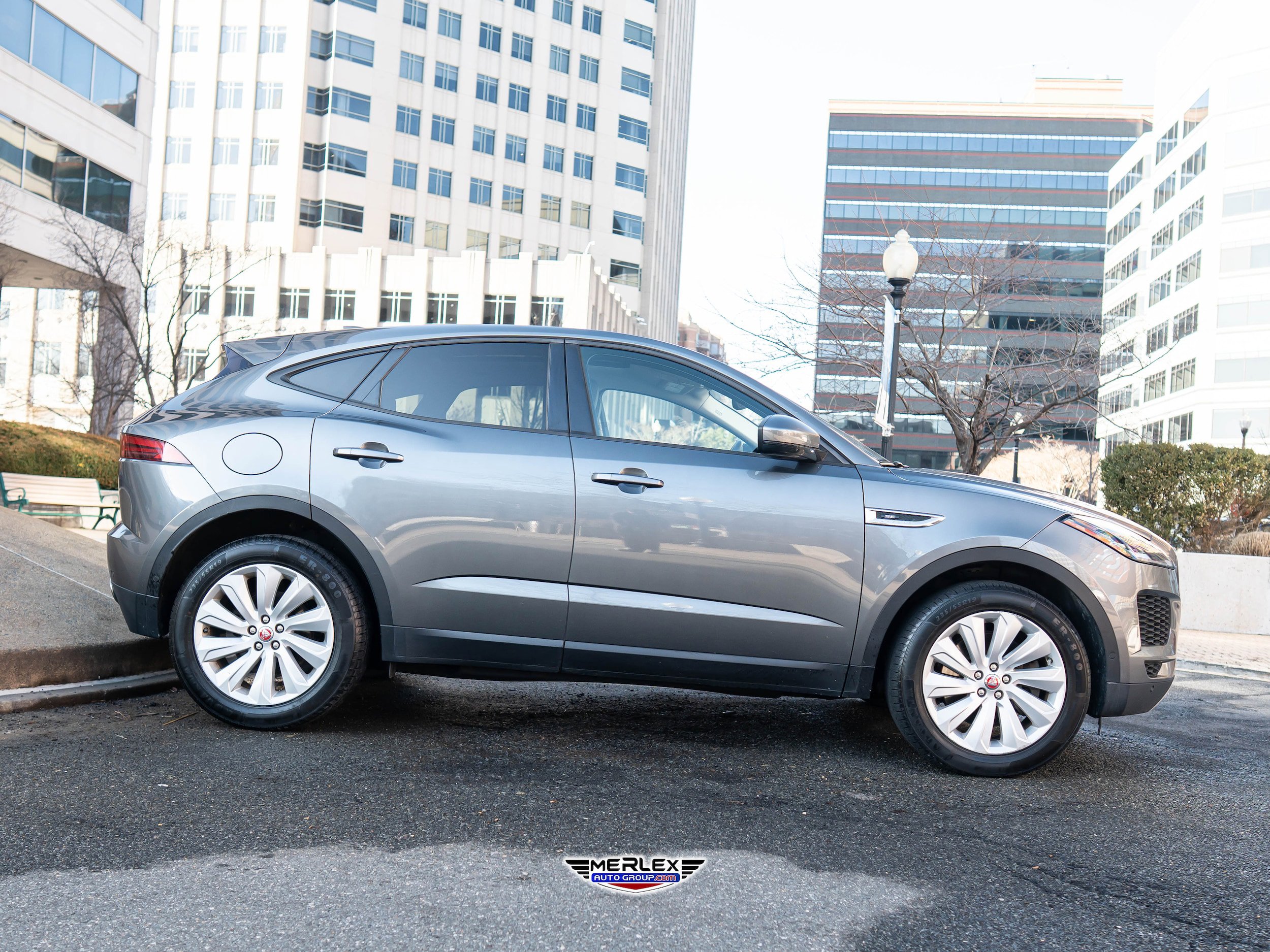 Used 2020 Jaguar E-PACE SE AWD/4WD image 8