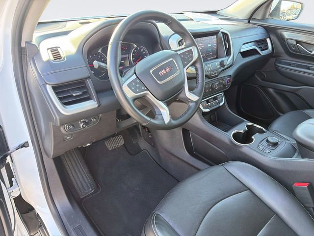 Used 2024 GMC Terrain SLT image 23