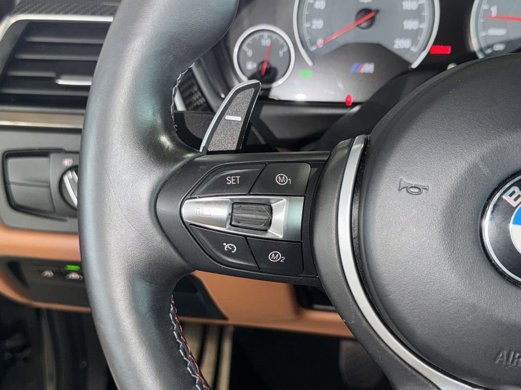 Used 2019 BMW M4 Convertible w/ Competition Package image 19