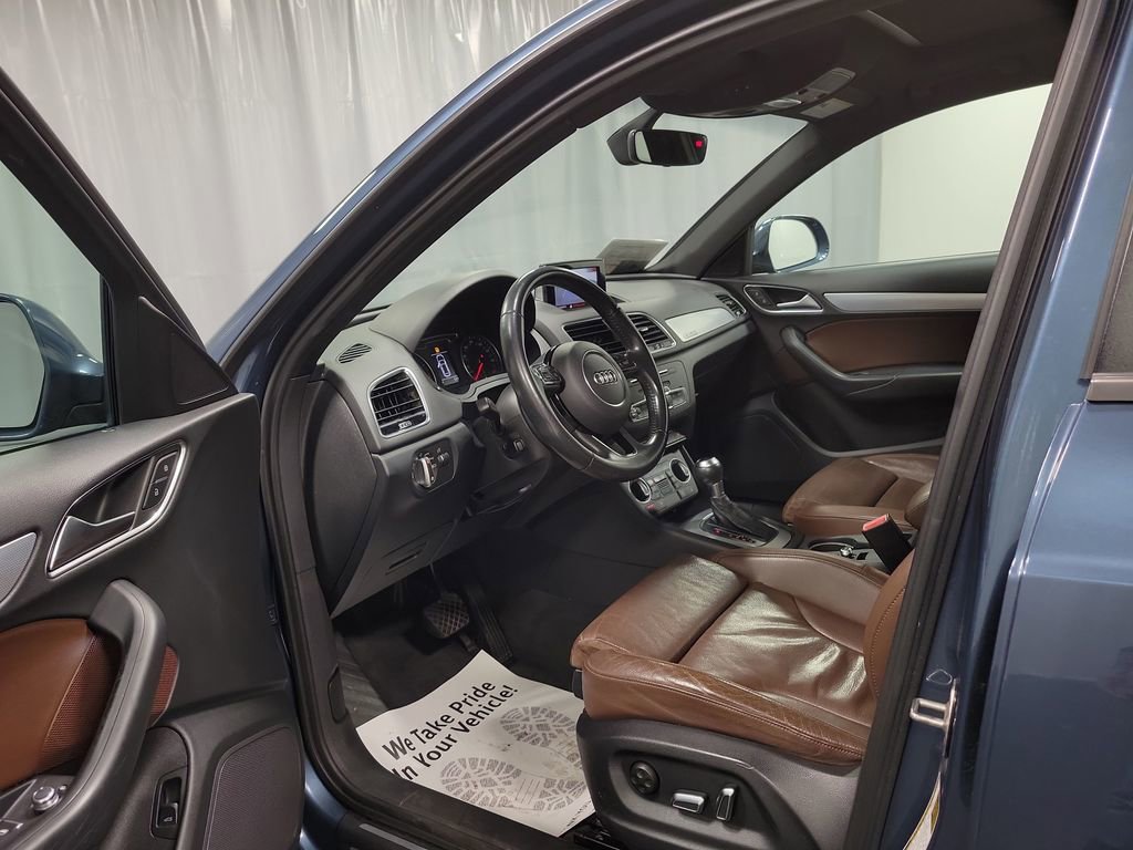 Used 2018 Audi Q3 2.0T Premium w/ Convenience Package image 13