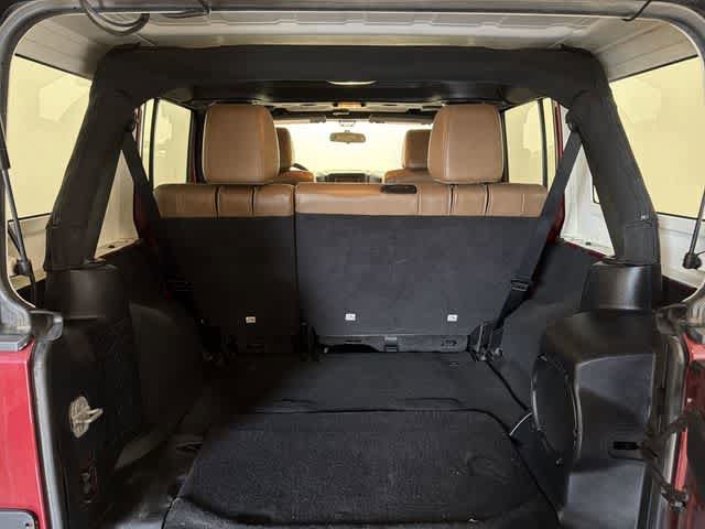 Used 2012 Jeep Wrangler Unlimited Rubicon w/ Dual Top Group AWD/4WD image 21