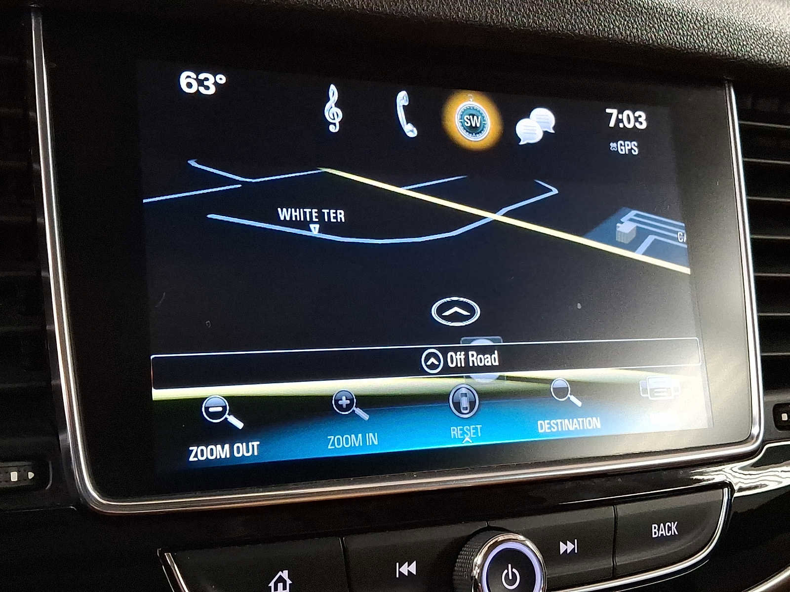 Used 2019 Buick Encore Essence w/ Experience Buick Package image 16