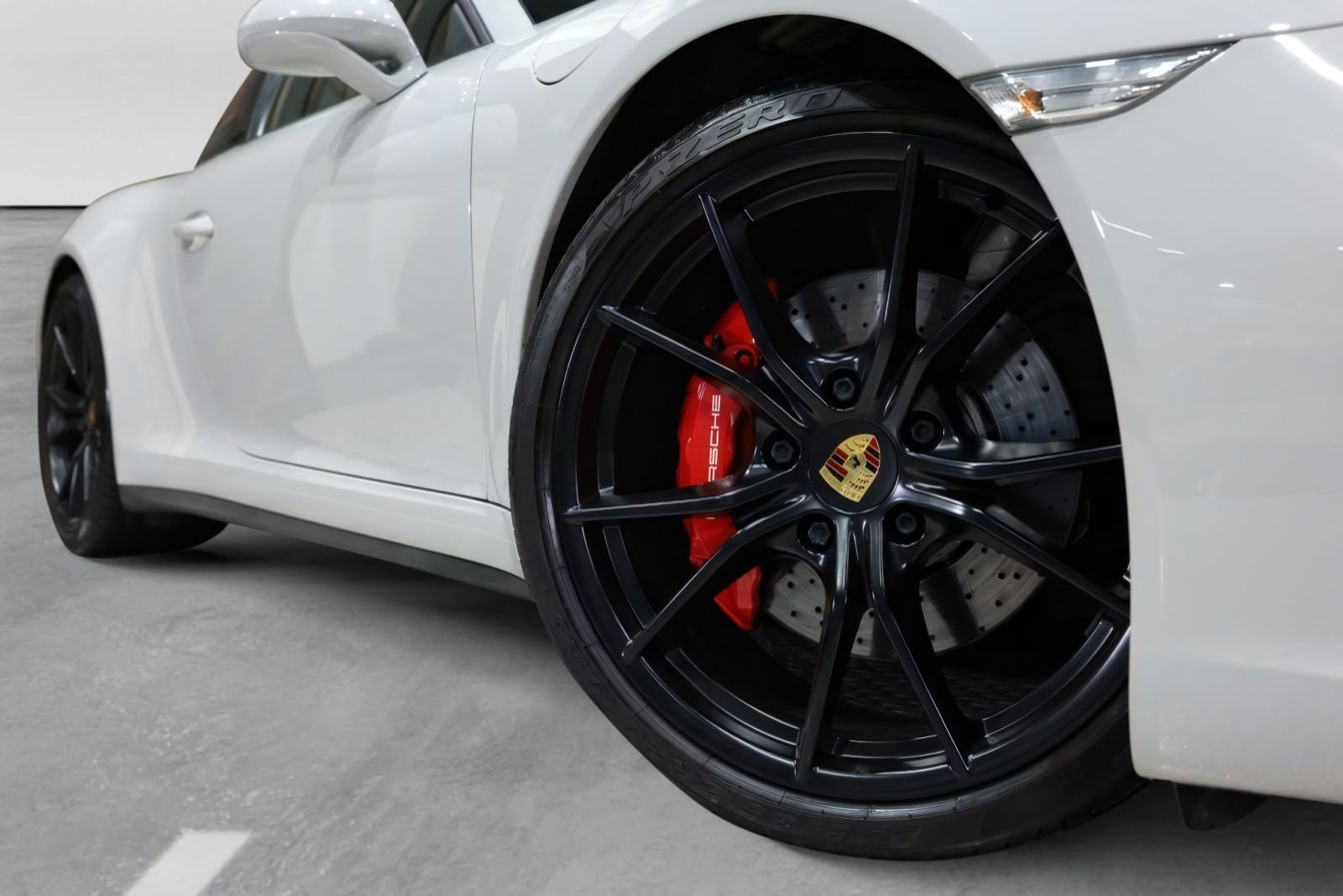 Used 2018 Porsche 911 Targa 4S image 8