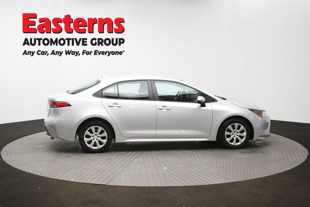 Used 2023 Toyota Corolla LE image 44