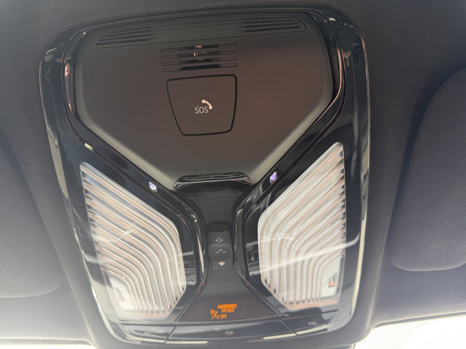 Used 2021 BMW X5 M50i w/ Executive Package image 19