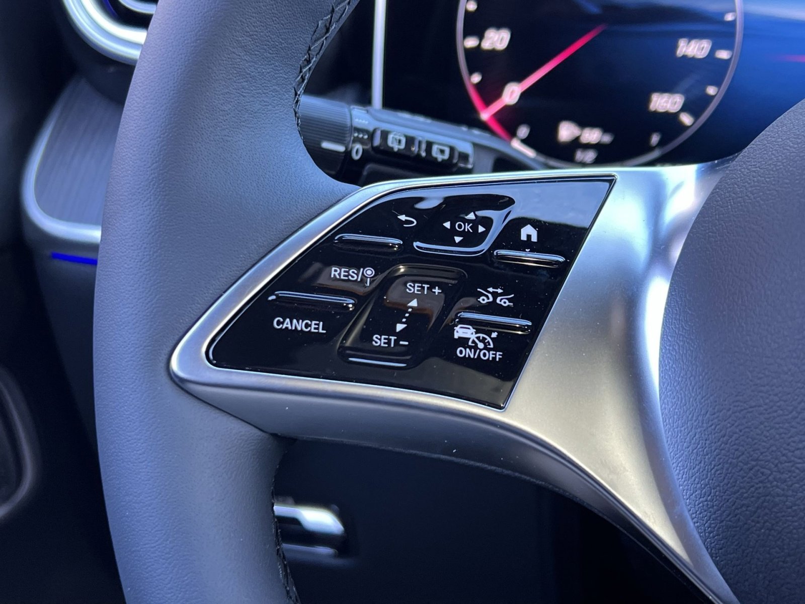 New 2026 Mercedes-Benz GLC 300 4MATIC image 30