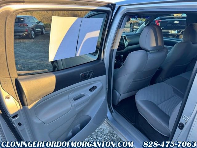 Used 2015 Toyota Tacoma PreRunner image 15