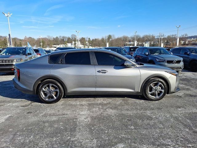 Used 2025 Kia K4 LXS image 9