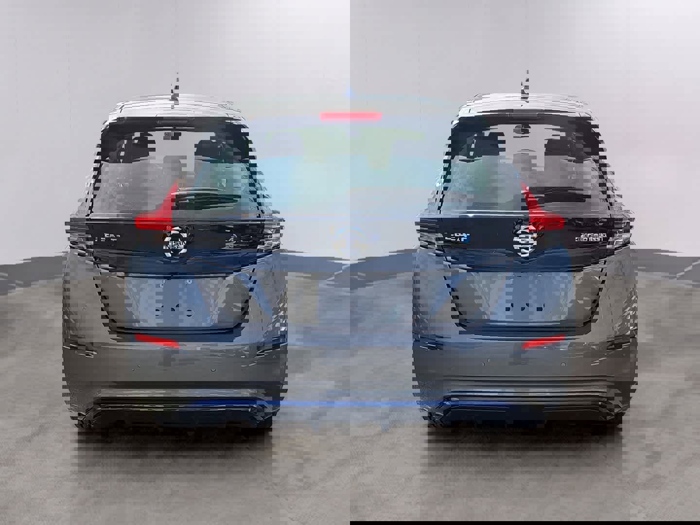 Used 2022 Nissan Leaf S image 5