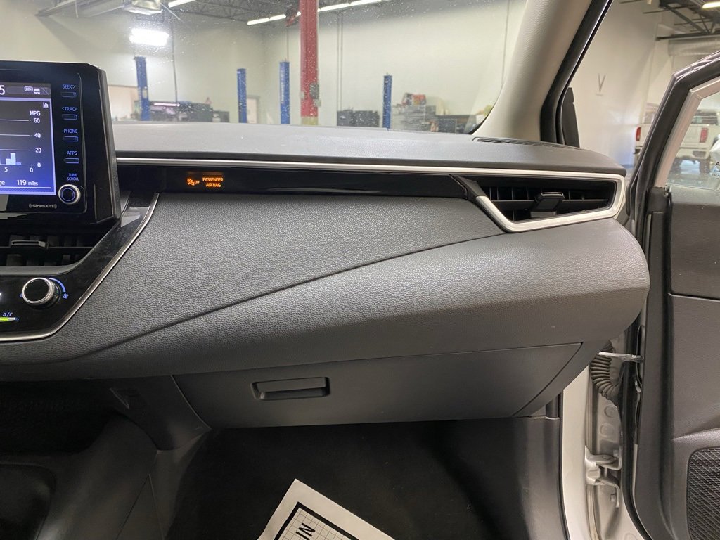 Used 2022 Toyota Corolla LE image 24