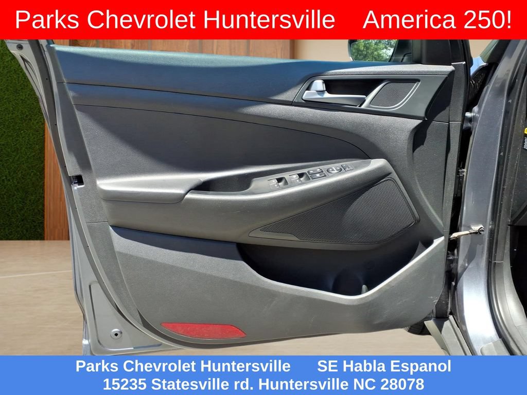 Used 2017 Hyundai Tucson SE w/ SE Popular Package 02 AWD/4WD image 19