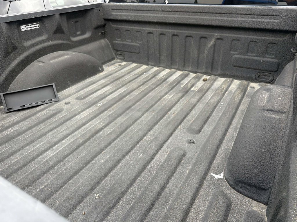 Used 2020 Ford F150 XLT w/ Equipment Group 302A Luxury AWD/4WD image 13