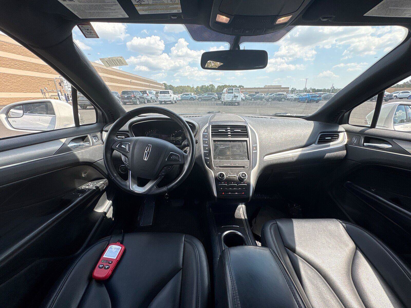 Used 2016 Lincoln MKC Premiere FWD image 6