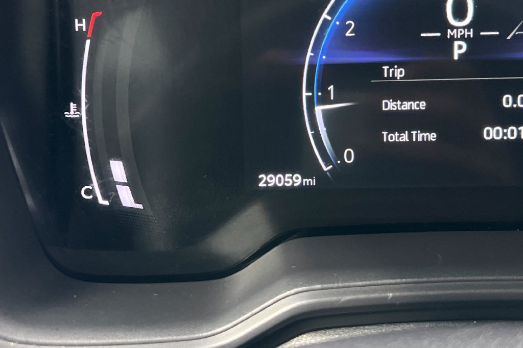 Certified 2025 Toyota Corolla SE w/ SE Premium Package FWD image 27