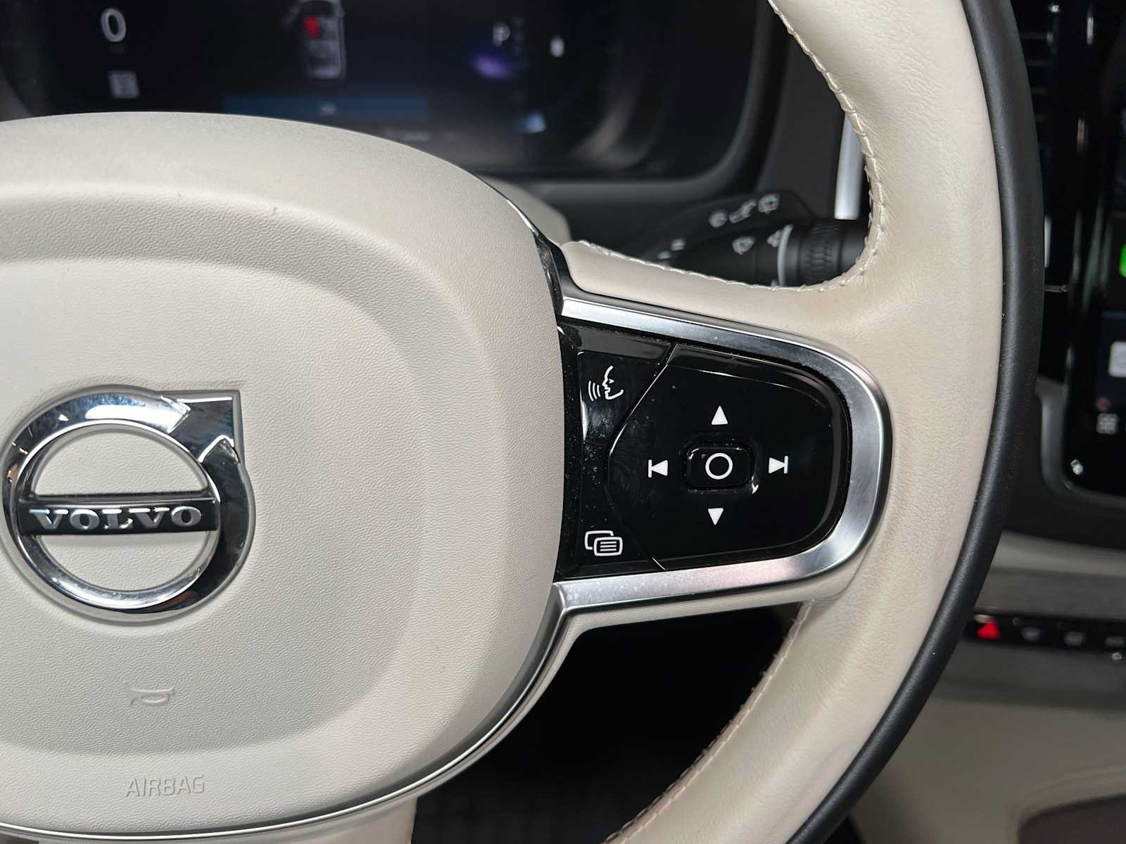 Used 2024 Volvo XC90 B6 Ultimate w/ Lounge Package AWD/4WD image 29