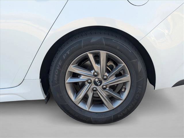 Used 2020 Kia Optima LX image 21