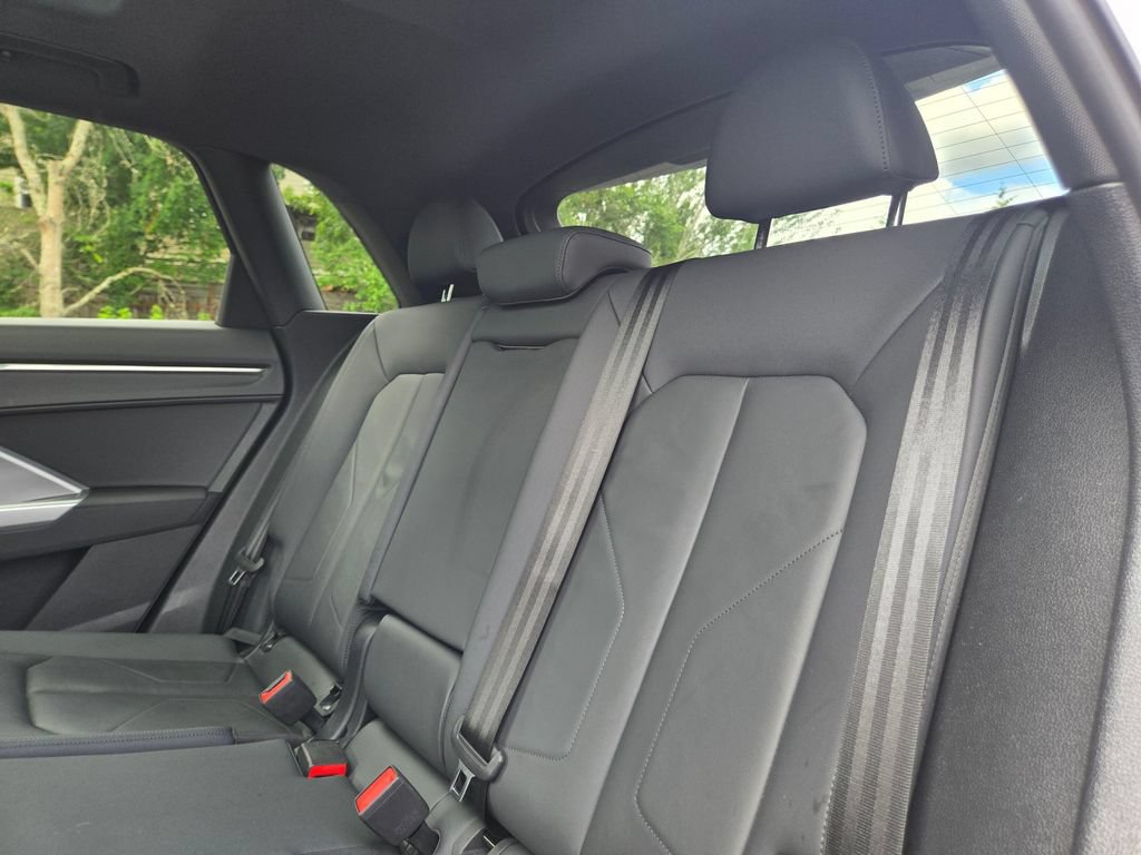 Used 2025 Audi Q3 2.0T Premium AWD/4WD image 17