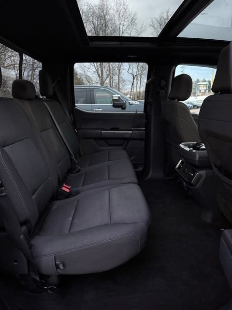 Used 2022 Ford F150 XLT w/ Equipment Group 301A Mid AWD/4WD image 15