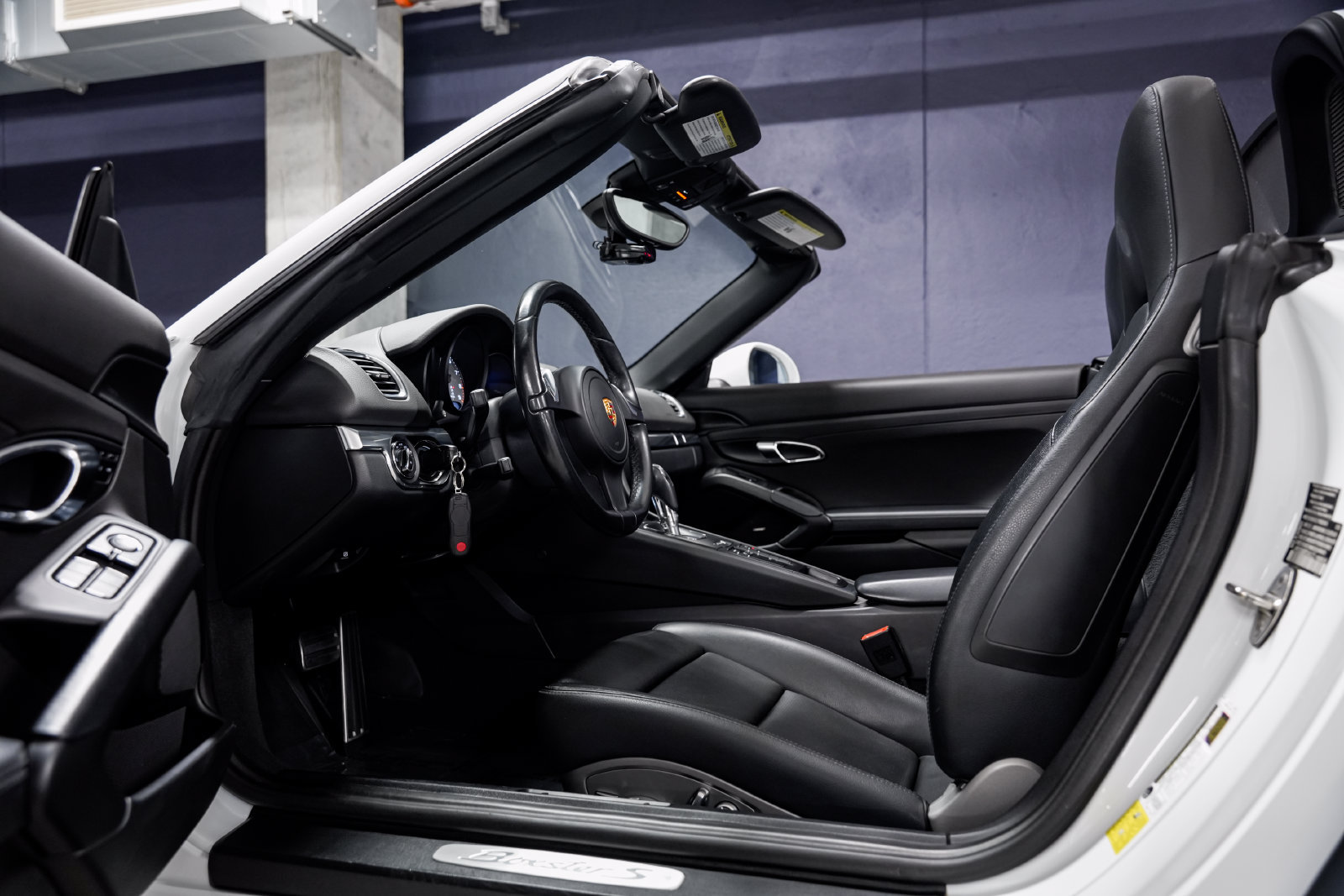 Used 2015 Porsche Boxster S RWD image 17