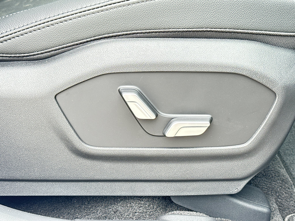 New 2025 Hyundai Santa Fe Limited image 31