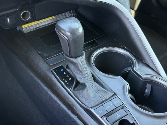 Used 2021 Toyota Camry XSE FWD image 18