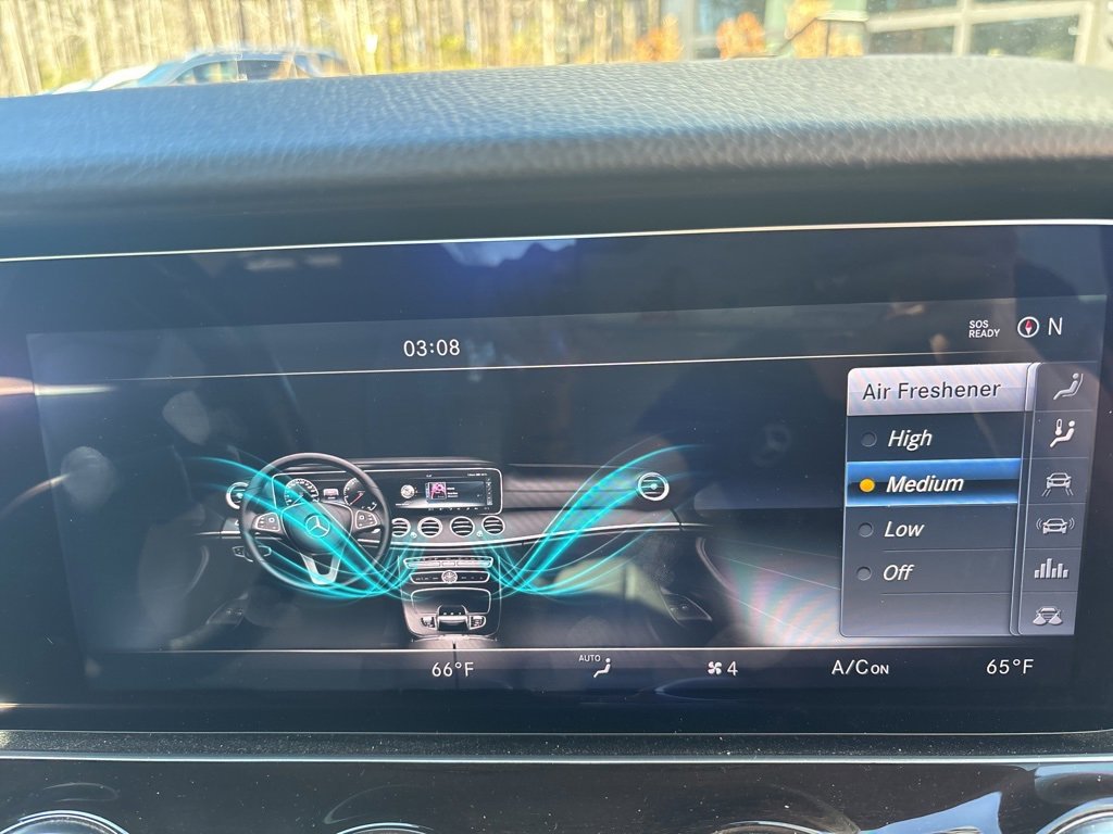 Used 2017 Mercedes-Benz E 300 image 35