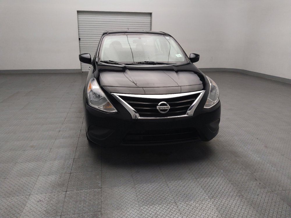 Used 2019 Nissan Versa SV FWD image 14