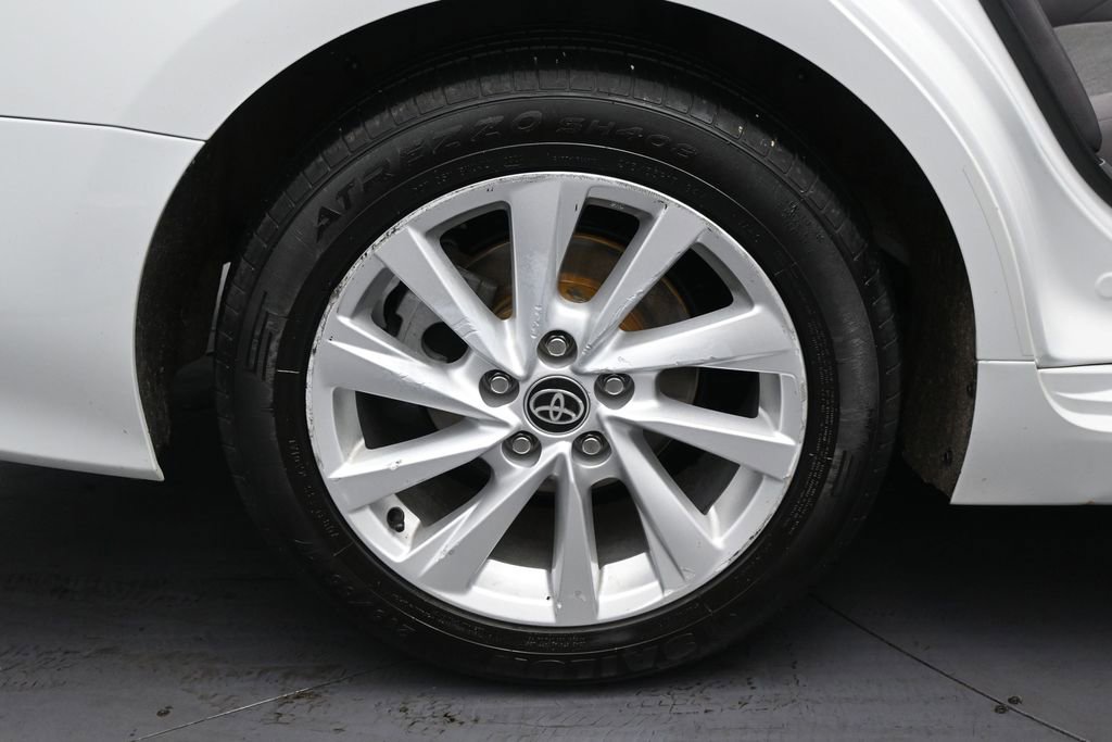Used 2024 Toyota Camry LE FWD image 34