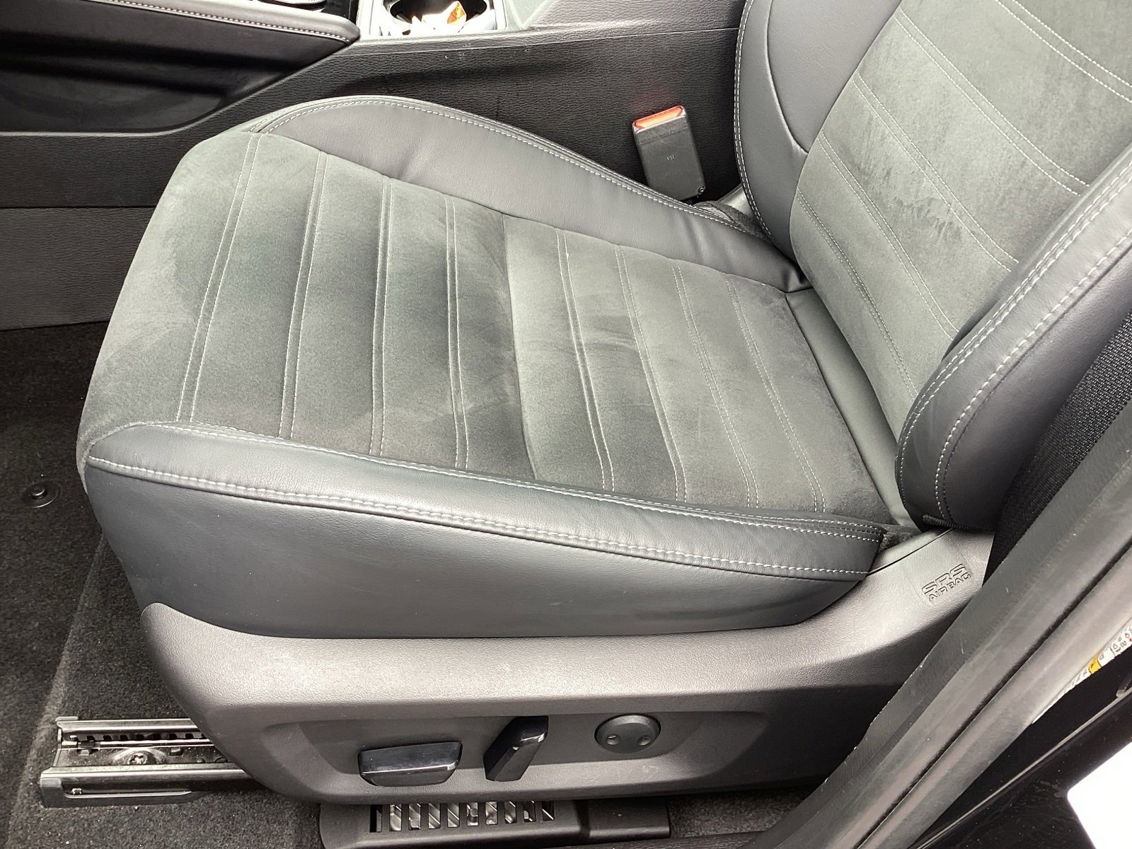 Used 2023 Mitsubishi Outlander SE image 13