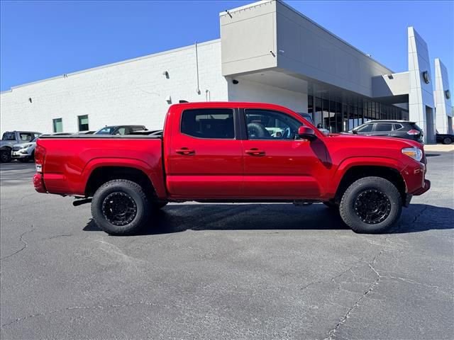 Used 2021 Toyota Tacoma SR image 3