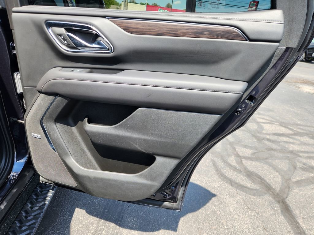 Used 2023 Chevrolet Tahoe Z71 w/ Off-Road Capability Package AWD/4WD image 12