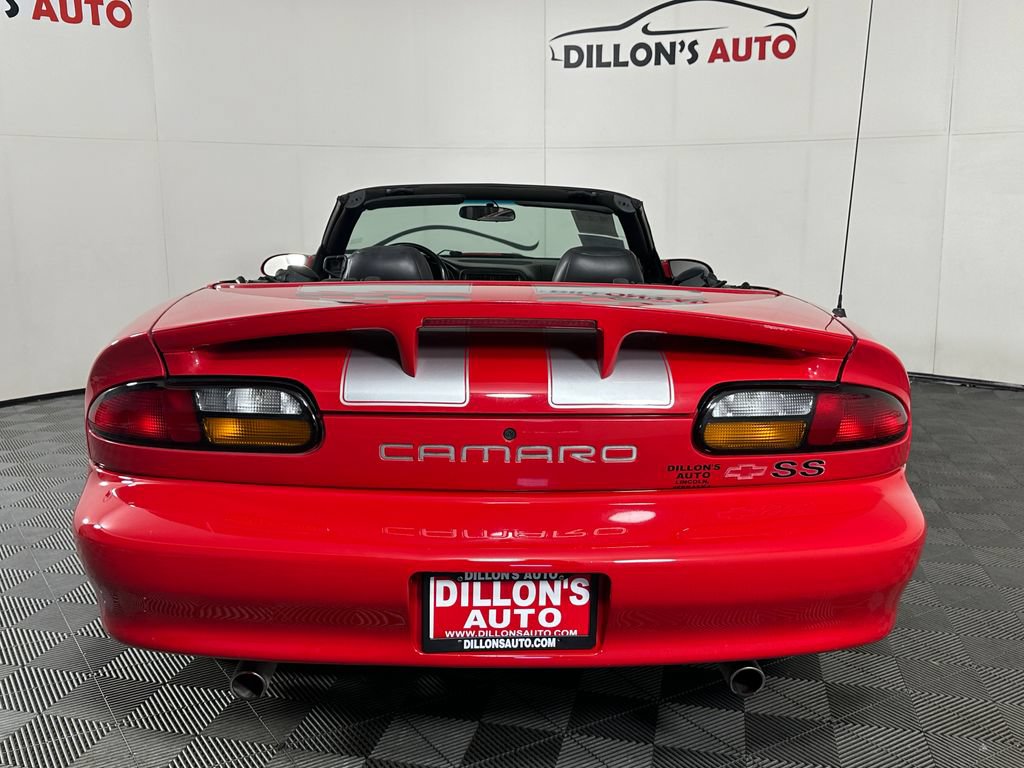 Used 2002 Chevrolet Camaro Z28 w/ SS Performance/Appearance Pkg RWD image 5