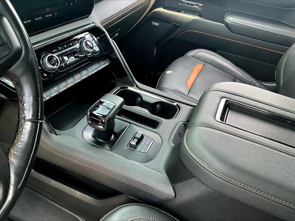 Used 2022 GMC Sierra 1500 AT4 w/ AT4 Preferred Package AWD/4WD image 21